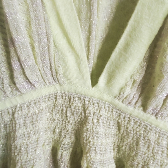 Victoria's Secret cover up - Picture 3 of 5